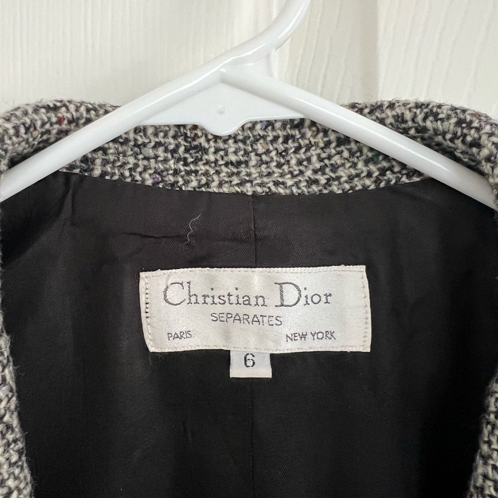 Dior Black and White Tweed Blazer - Picture 4 of 11